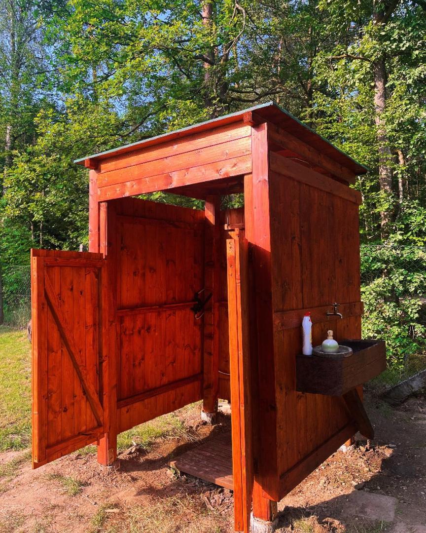 Treehouse U Rybnika Hotell Osecna Exteriör bild
